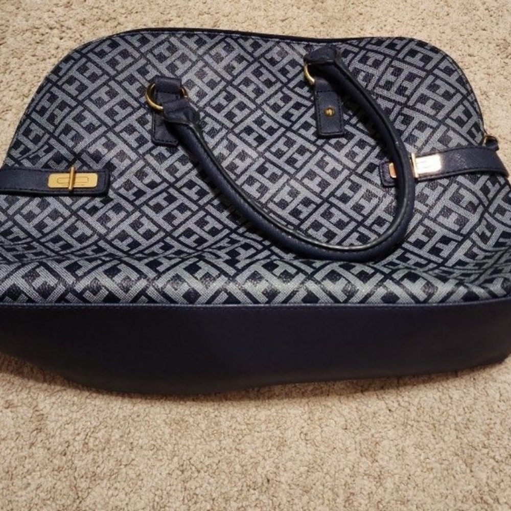 Tommy hilfiger womens bags